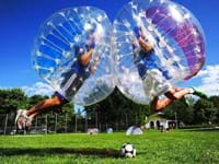 Bubble voetbal als vrijgezellenfeest in Roosendaal Bubble voetbal als vrijgezellenfeest in Roosendaal